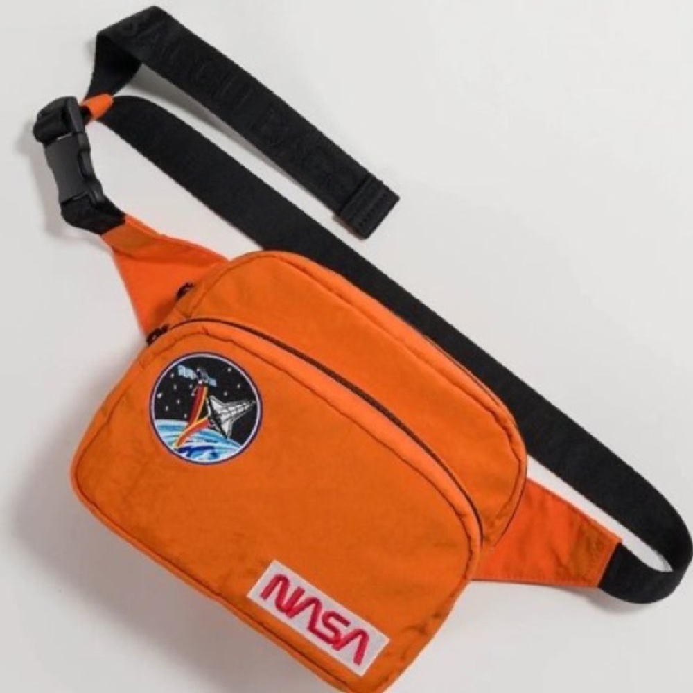 BAGGU NASA Space Shuttle Orange Fanny Pack